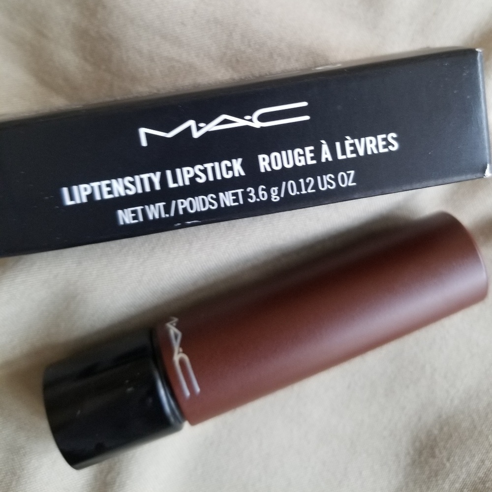 MAC Liptensity Lipstick BNIB/Color-Double Fudge